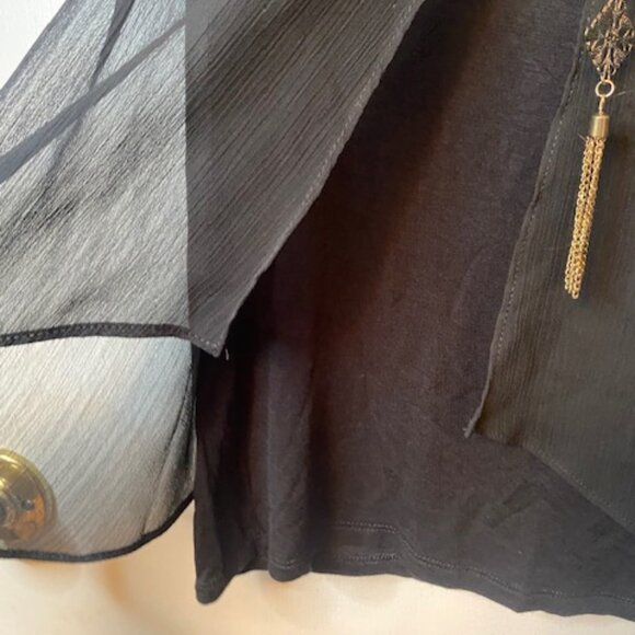 A. Byer Black blouse with Gold chain - Picture 5 of 9